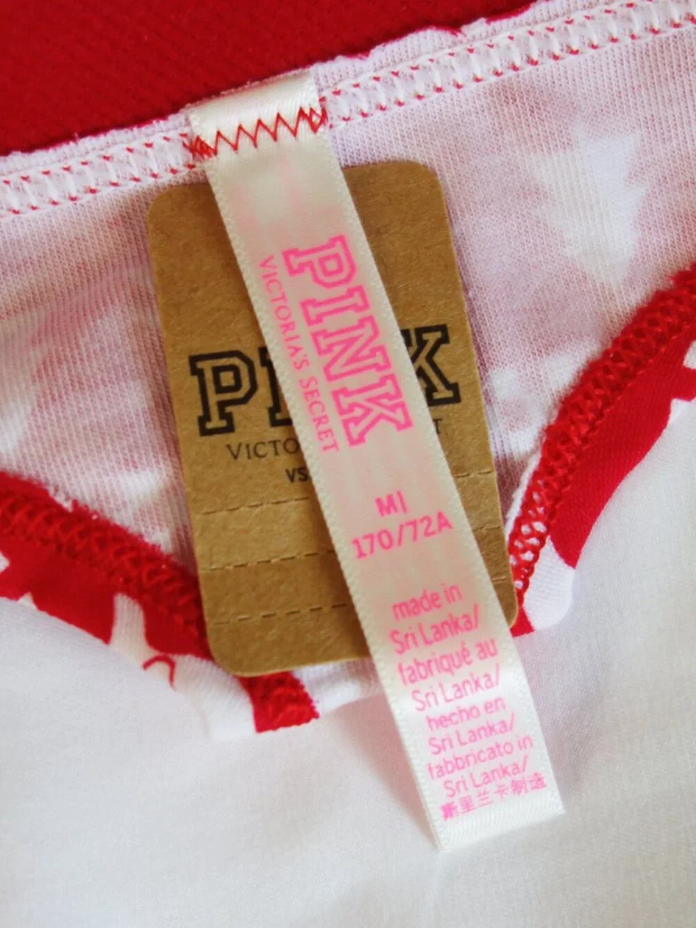 Victoria's Secret PINK Logo Holiday Print Thong Red Pepper (M) NWT!